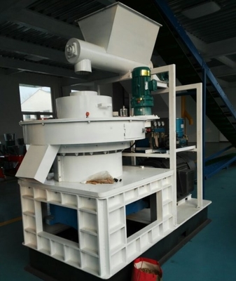 Produzione di pellet di biomassa Linea di macchine per la produzione di pellet di legno